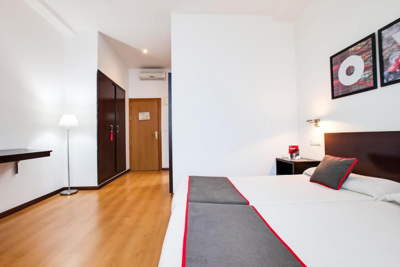 Oyo Hotel Parque Empresarial Avilés Zewnętrze zdjęcie
