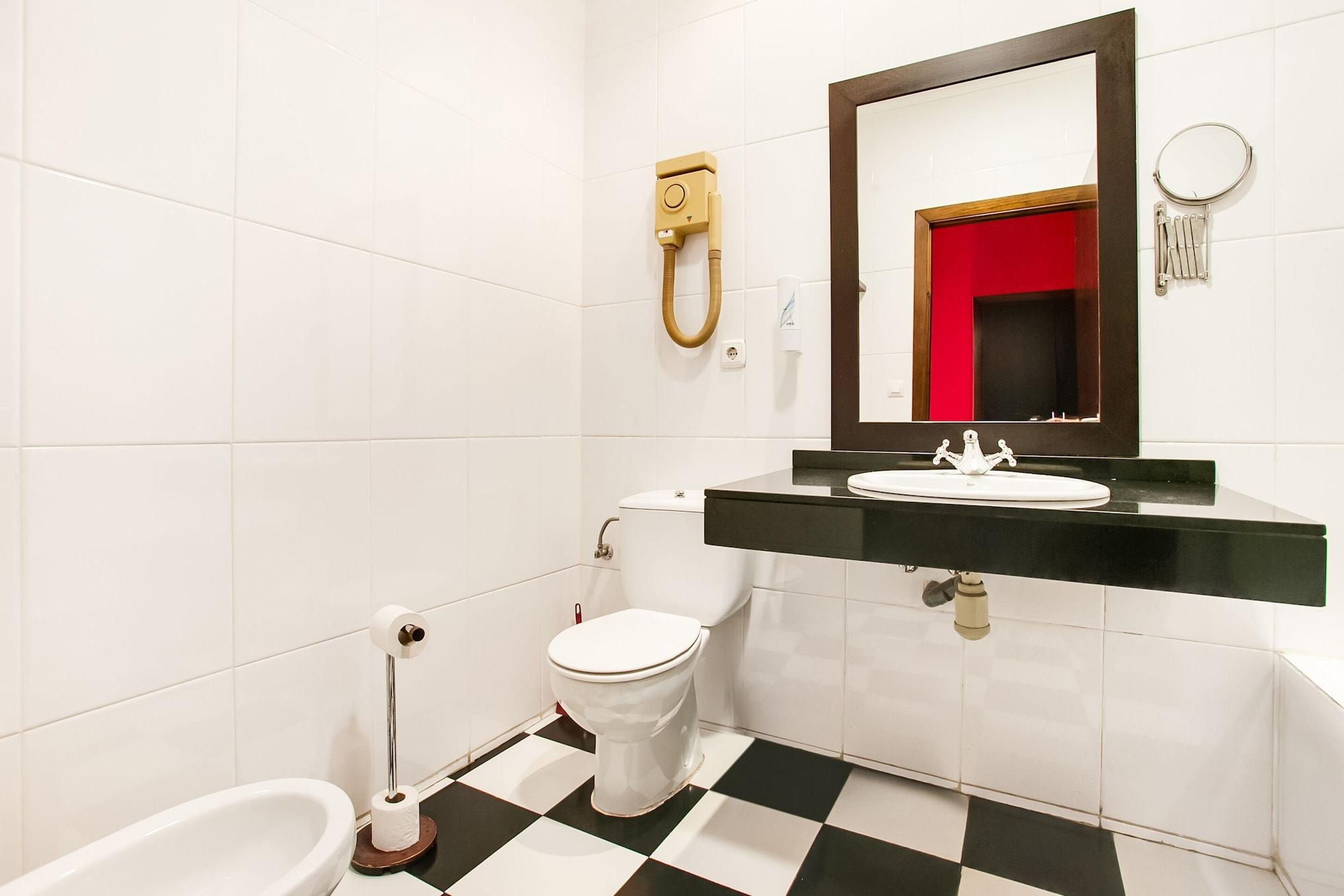 Oyo Hotel Parque Empresarial Avilés Zewnętrze zdjęcie