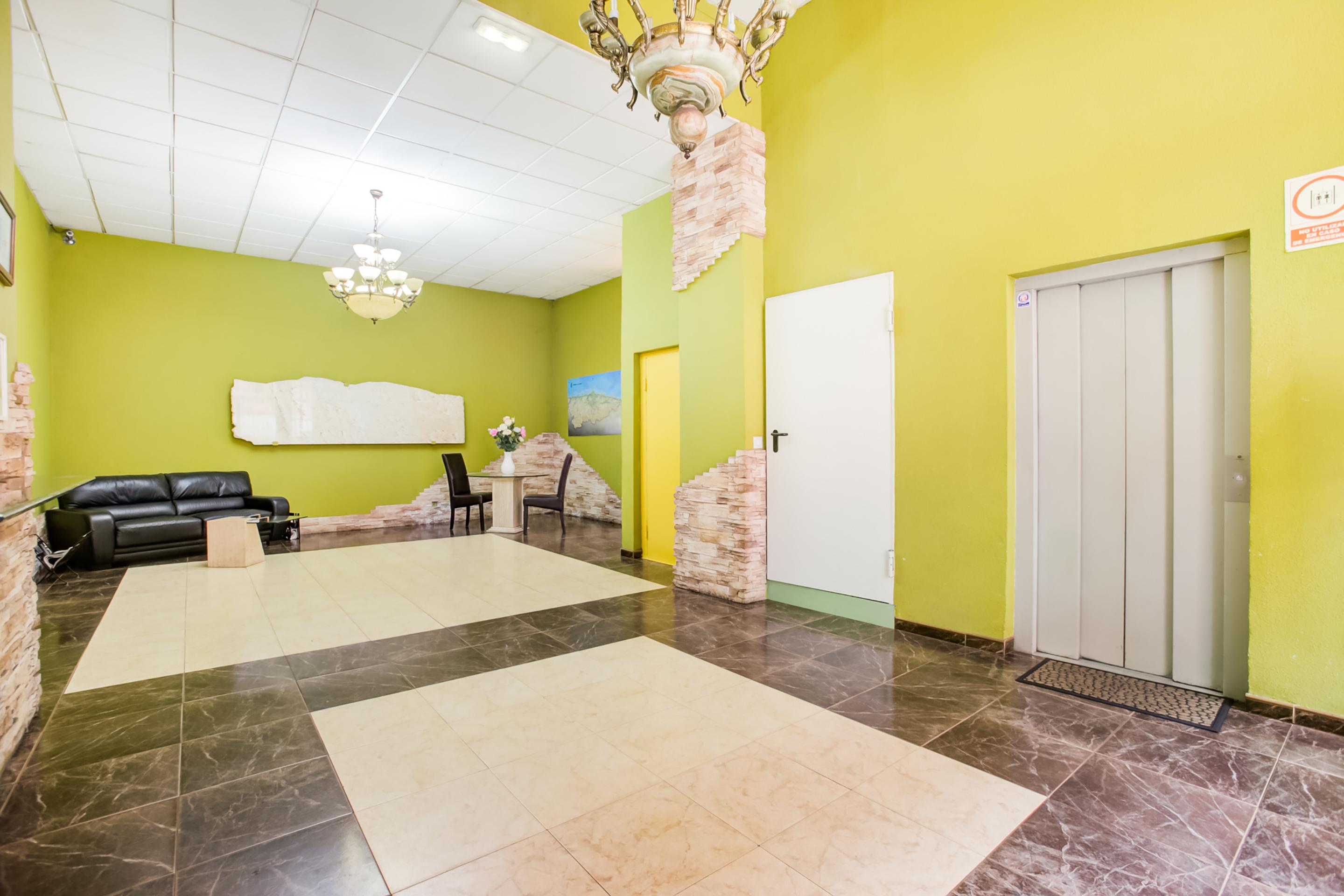 Oyo Hotel Parque Empresarial Avilés Zewnętrze zdjęcie