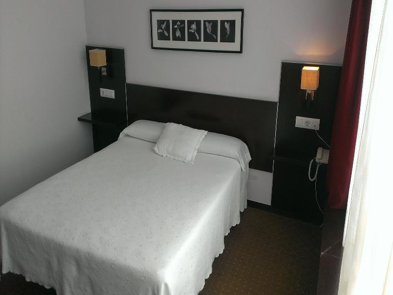 Oyo Hotel Parque Empresarial Avilés Zewnętrze zdjęcie